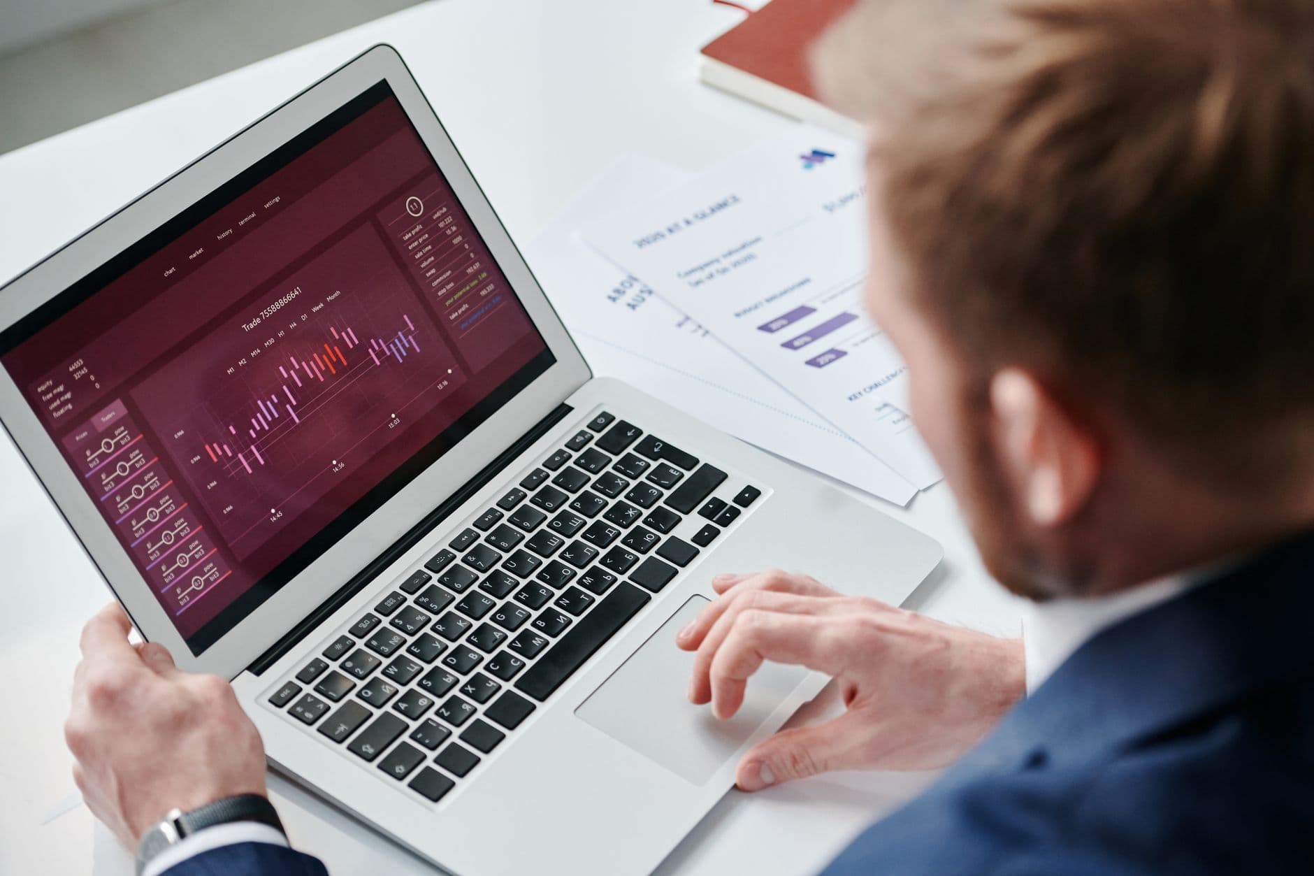 Freelance SEO au Maroc en 2026 : quel statut, quel TJM ?